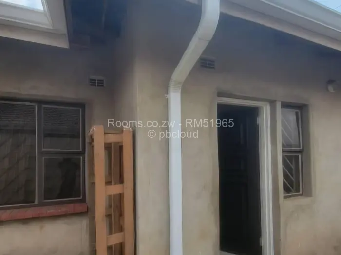 Room to Rent in Madokero Estates, Harare