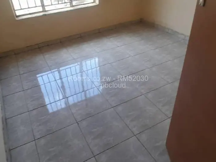 Room to Rent in Bloomingdale, Harare