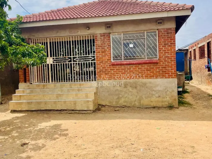 Room to Rent in Glen View, Harare