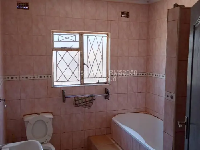 Room to Rent in Tynwald, Harare