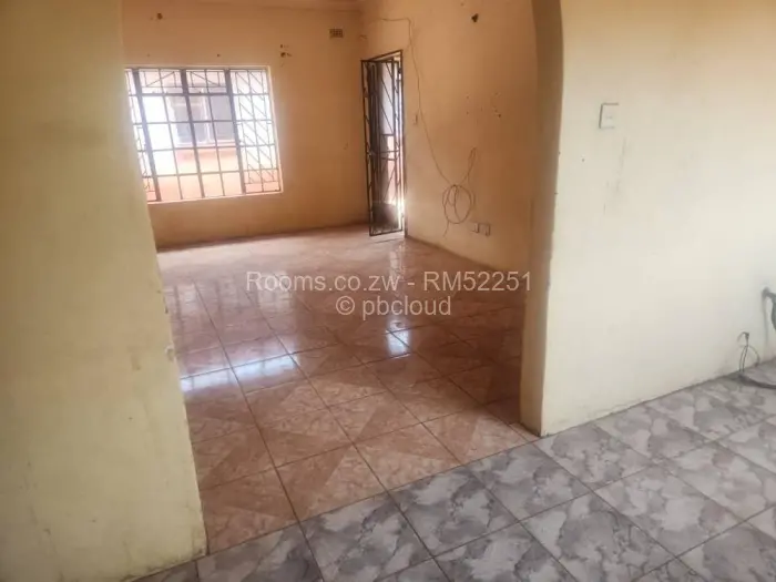 Room to Rent in Dawnview Park, Harare