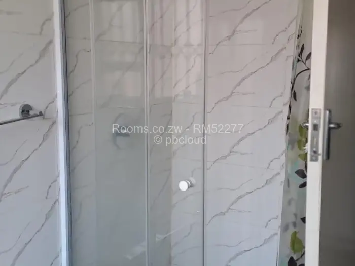 Room to Rent in Madokero Estates, Harare
