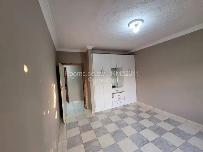 Room to Rent in Madokero Estates, Harare