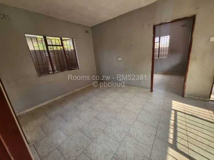 Room to Rent in Dawnview Park, Harare