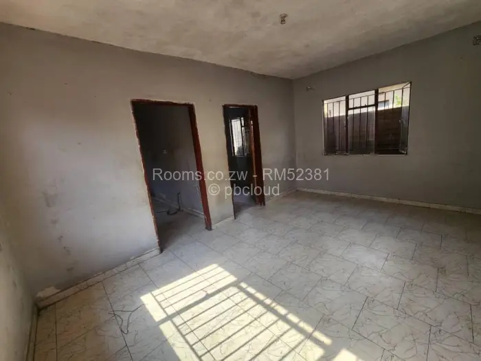 Room to Rent in Dawnview Park, Harare