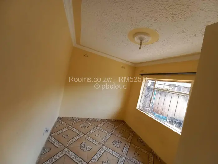 Room to Rent in Dawnview Park, Harare
