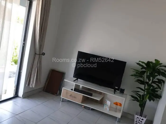 Room to Rent in Waterfalls, Harare