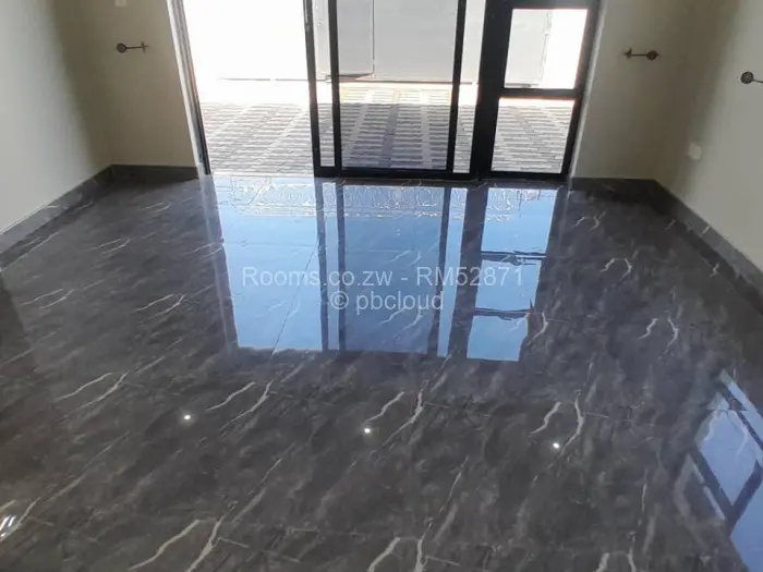 Room to Rent in Ashdown Park, Harare