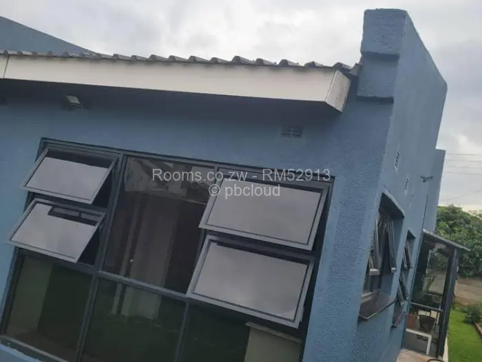 Room to Rent in Bloomingdale, Harare
