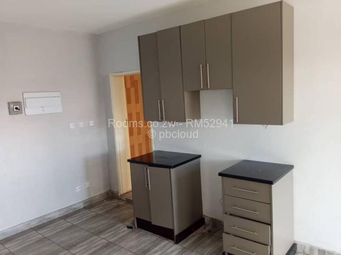 Room to Rent in Madokero Estates, Harare
