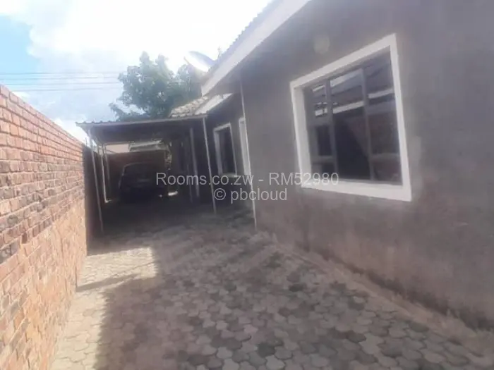 Room to Rent in Madokero Estates, Harare