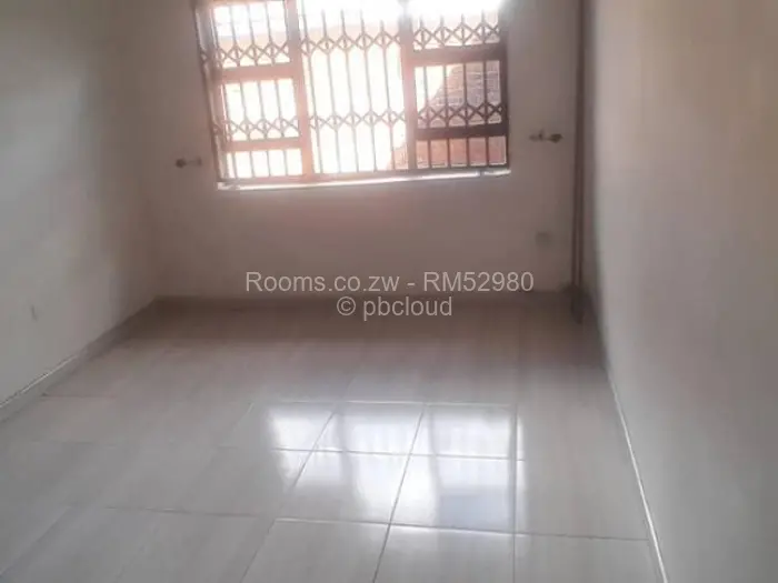 Room to Rent in Madokero Estates, Harare
