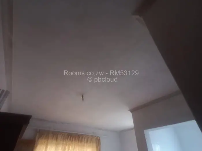Room to Rent in Madokero Estates, Harare
