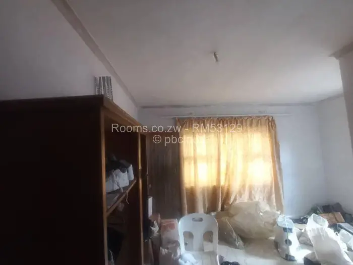Room to Rent in Madokero Estates, Harare