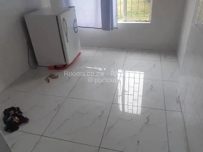 Room to Rent in Matidoda, Harare