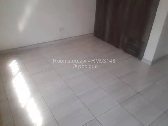 Room to Rent in Madokero Estates, Harare