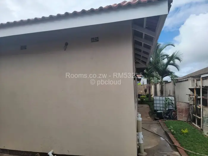 Room to Rent in Madokero Estates, Harare