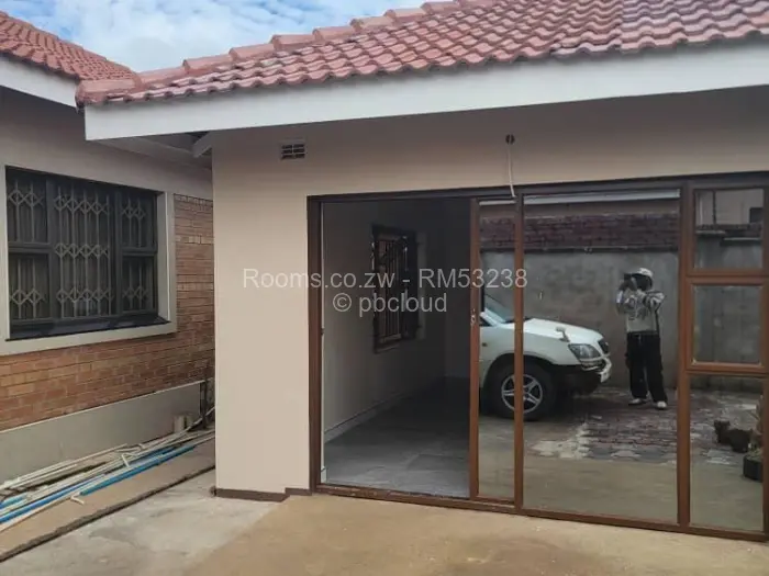 Room to Rent in Madokero Estates, Harare