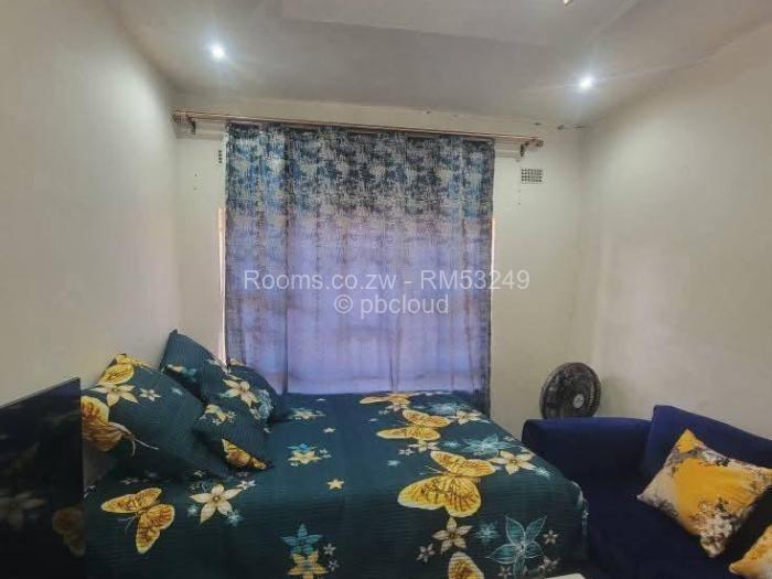 Room to Rent in Bluff Hill, Harare