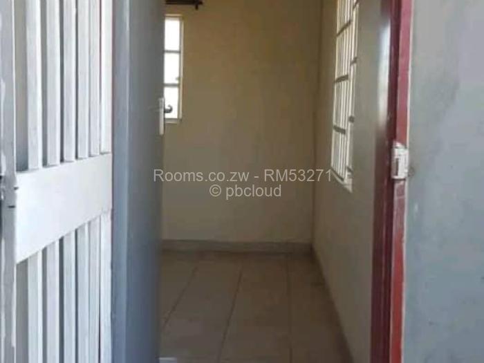 Room to Rent in Madokero Estates, Harare