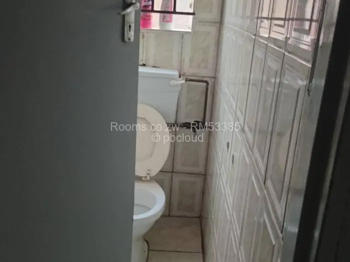 Room to Rent in Dzivarasekwa, Harare