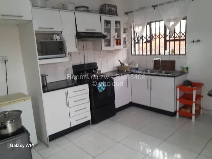 Room to Rent in Madokero Estates, Harare