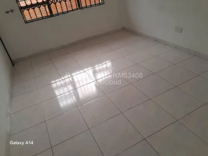 Room to Rent in Madokero Estates, Harare