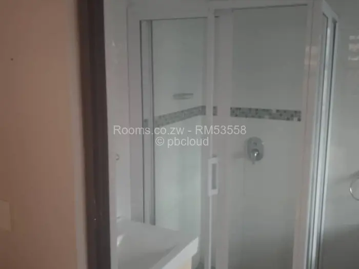 Room to Rent in Madokero Estates, Harare