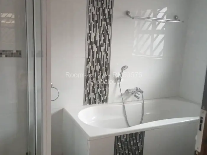 Room to Rent in Madokero Estates, Harare