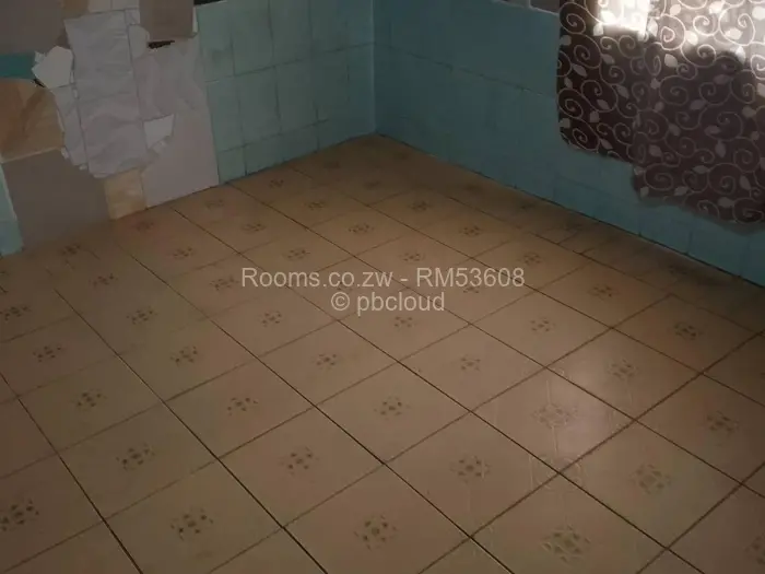 Room to Rent in Waterfalls, Harare