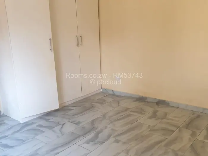 Room to Rent in Queensdale, Harare