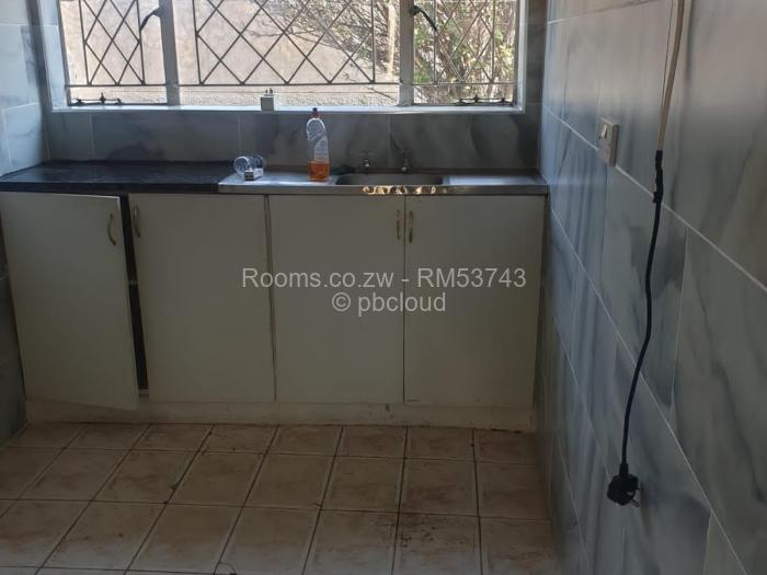 Room to Rent in Queensdale, Harare