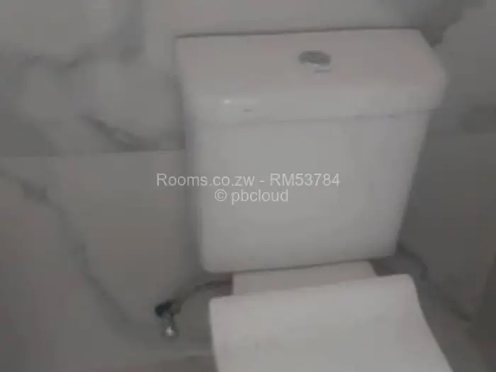 Room to Rent in Waterfalls, Harare