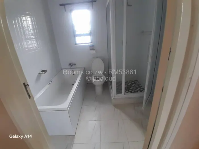 Room to Rent in Ashdown Park, Harare