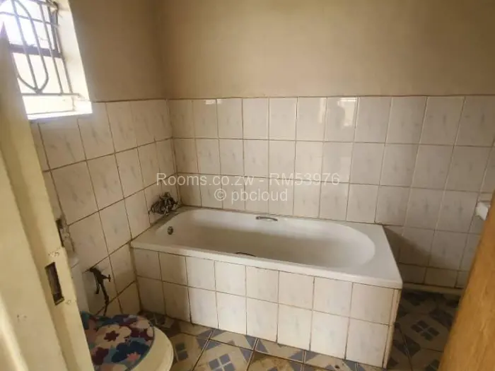 Room to Rent in Belvedere, Harare
