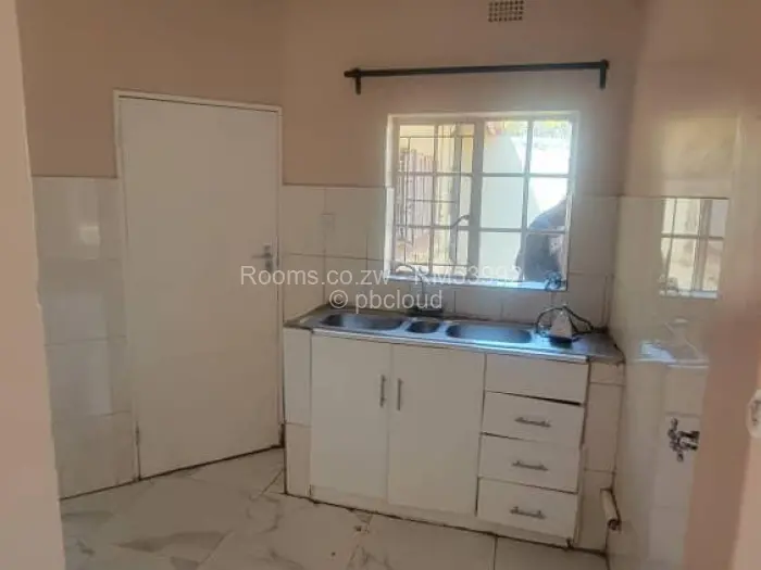 Room to Rent in Marlborough, Harare