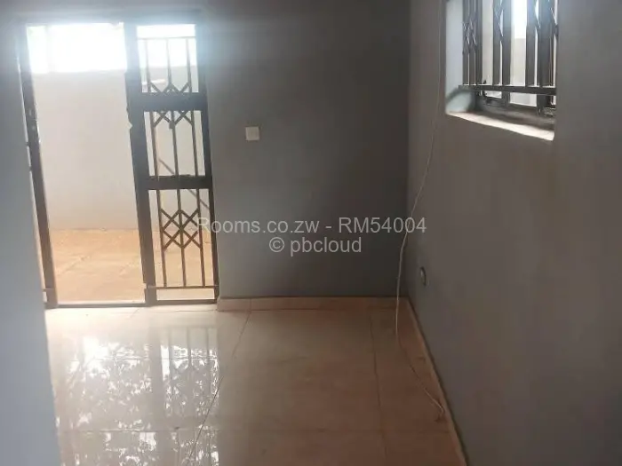 Room to Rent in Queensdale, Harare