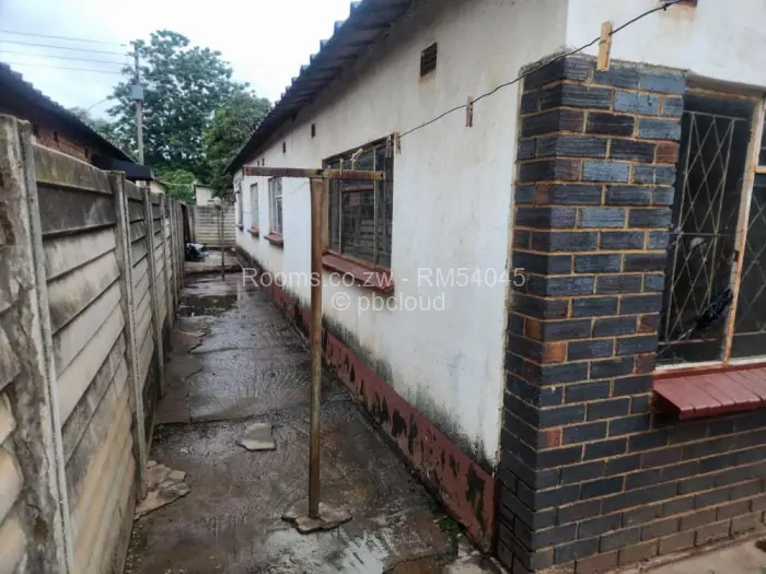 Room to Rent in Kuwadzana, Harare