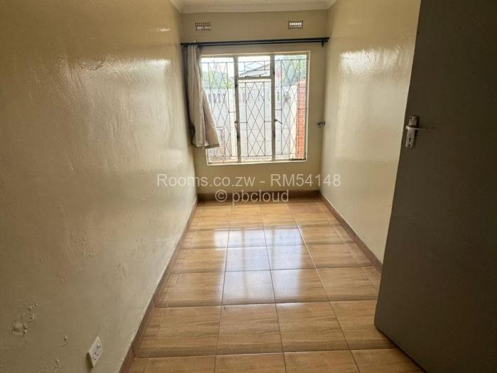 Room to Rent in Kuwadzana, Harare