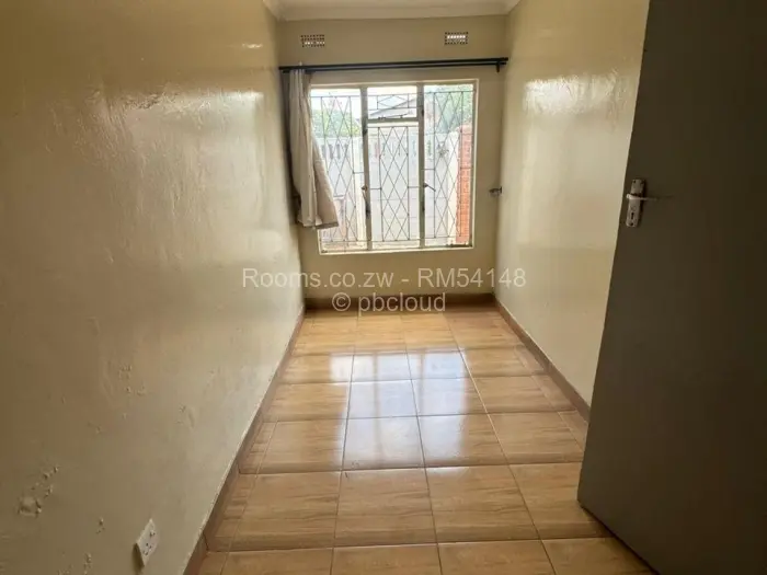 Room to Rent in Kuwadzana, Harare