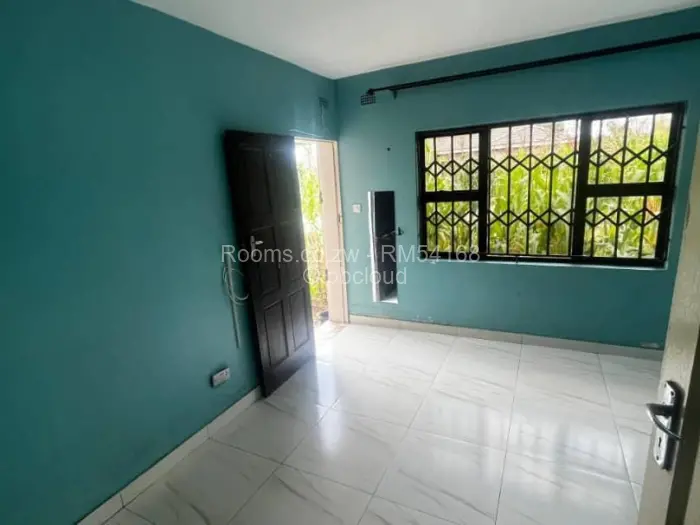 Room to Rent in Madokero Estates, Harare