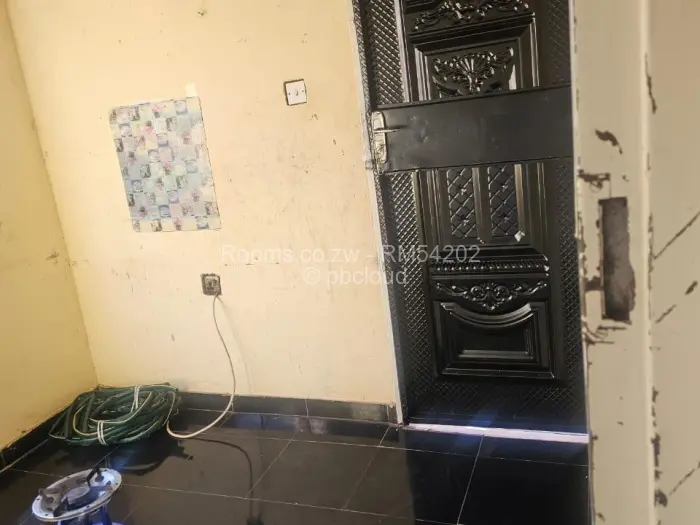 Room to Rent in Kuwadzana, Harare