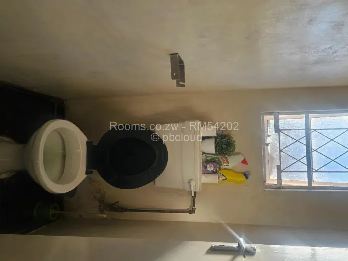 Room to Rent in Kuwadzana, Harare