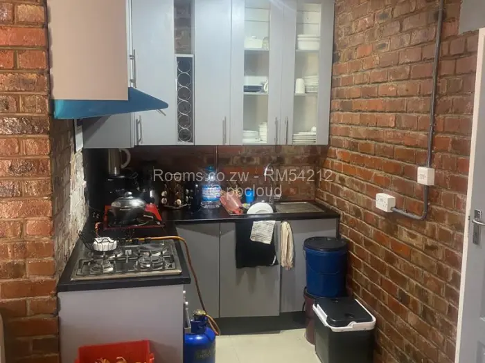 Room to Rent in Madokero Estates, Harare