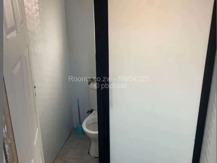 Room to Rent in Kuwadzana, Harare