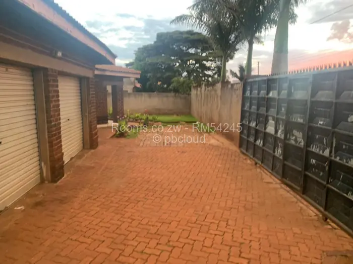 Room to Rent in Westgate, Harare