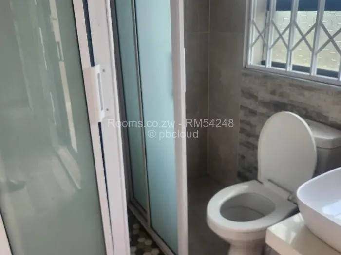Room to Rent in Madokero Estates, Harare