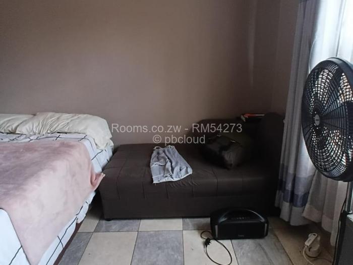 Room to Rent in Madokero Estates, Harare