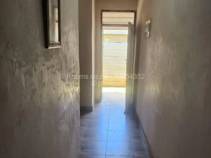 Room to Rent in Marlborough, Harare