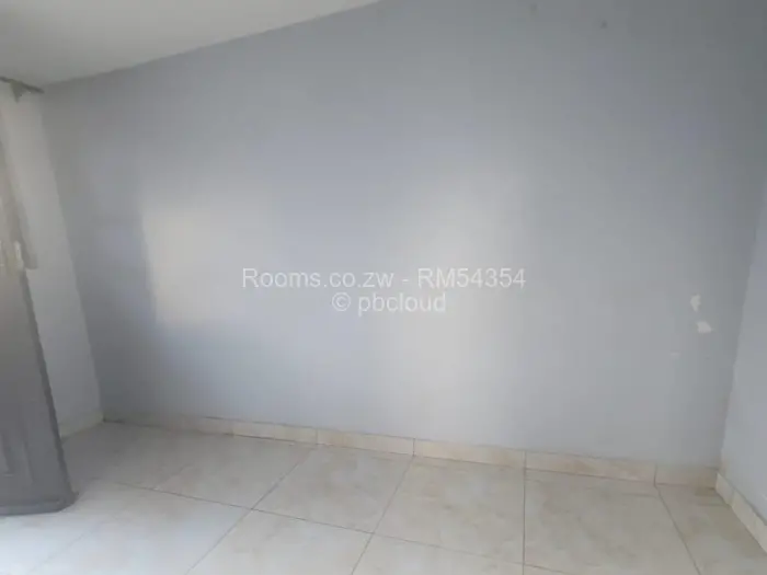 Room to Rent in Madokero Estates, Harare